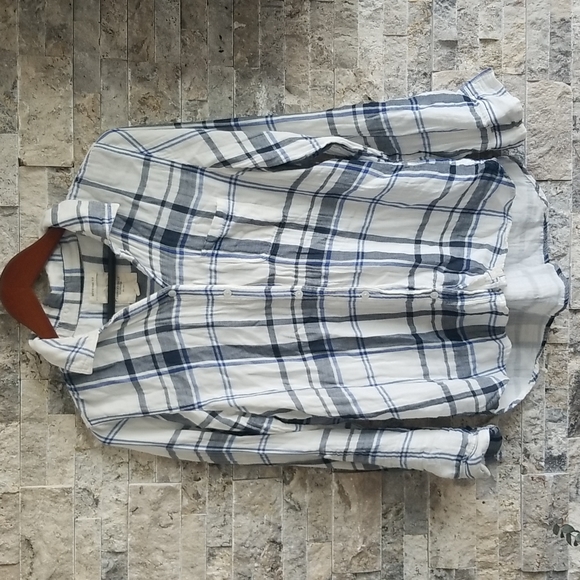 American Eagle Outfitters Tops - American Eagle Boyfriend Fit Flannel